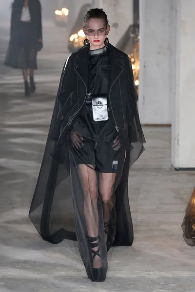 Look 40